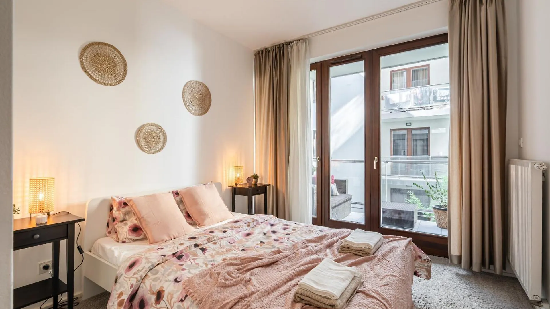 Home Of Serenity - 2 Bdr, Free Parking And Terrace Budapeste
